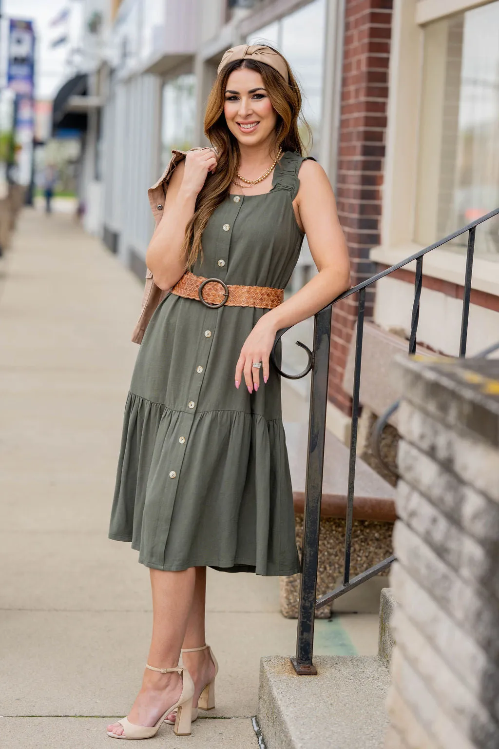 Button Accented Ruched Strap Midi Dress