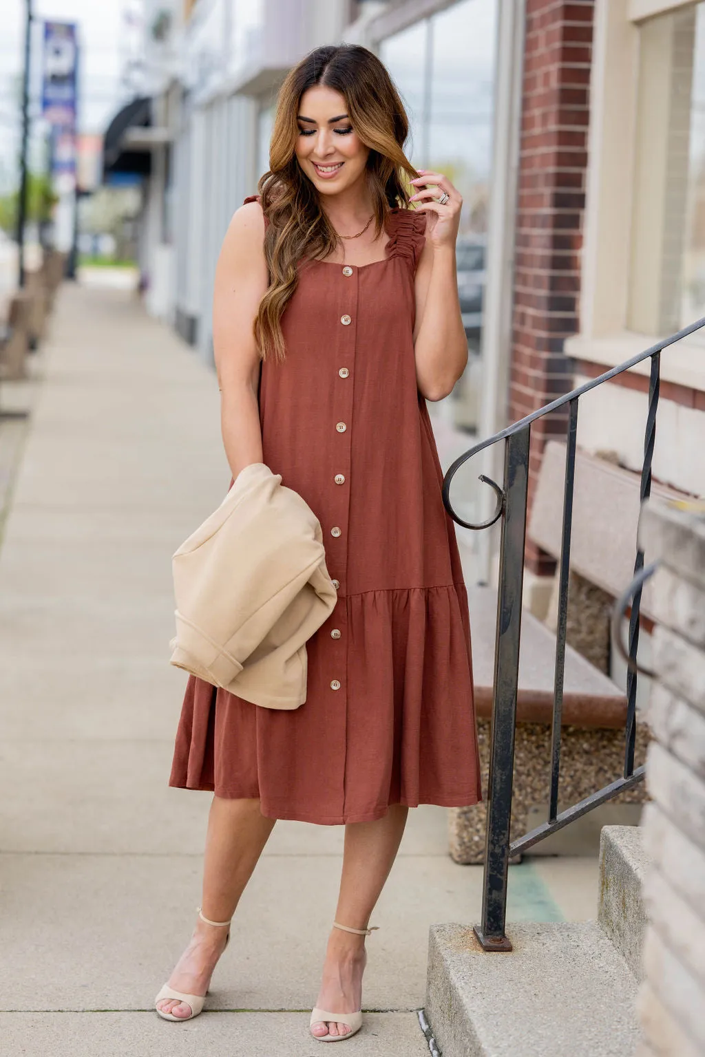 Button Accented Ruched Strap Midi Dress