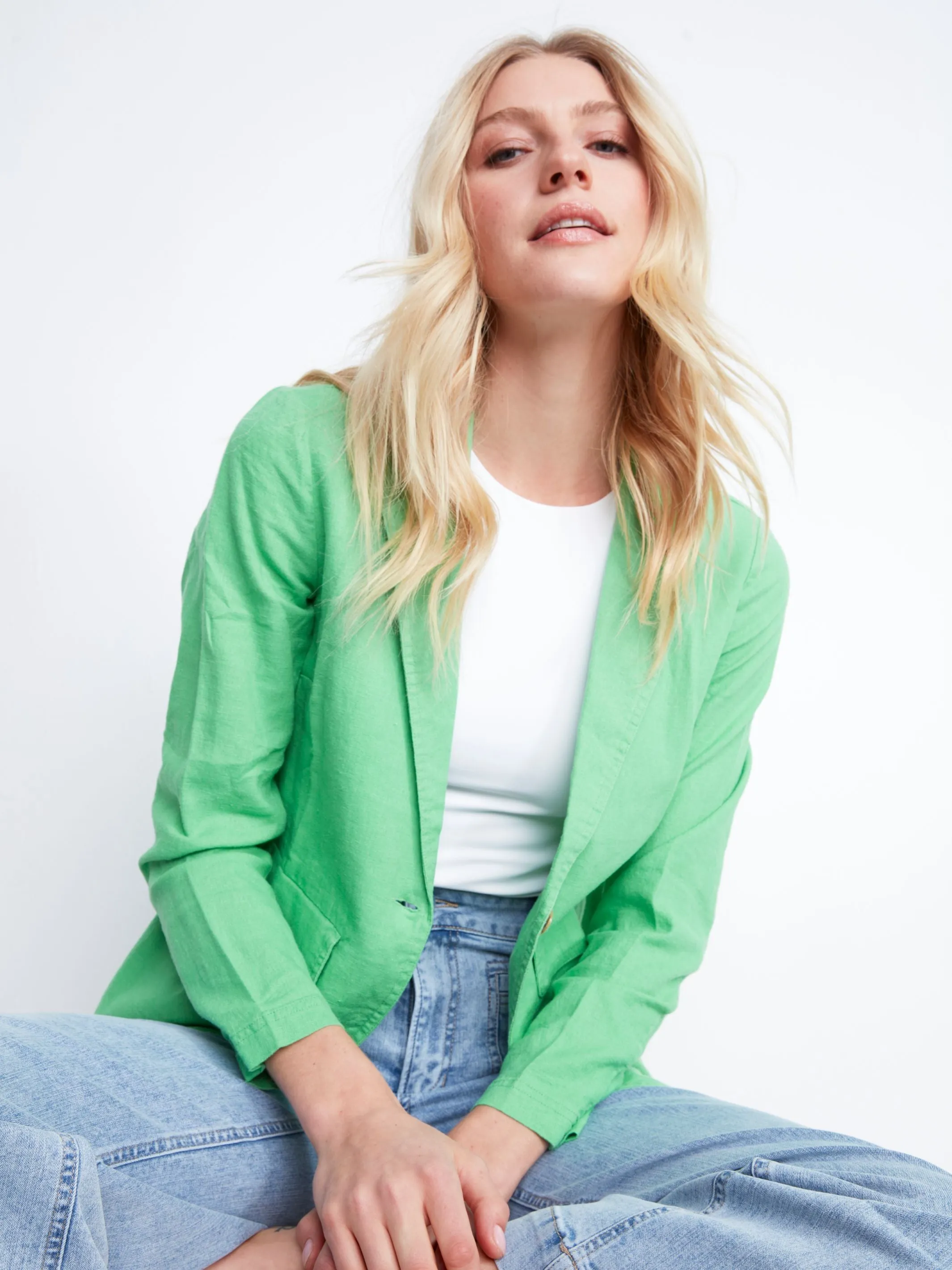 Charlie B- Solid Linen Blazer