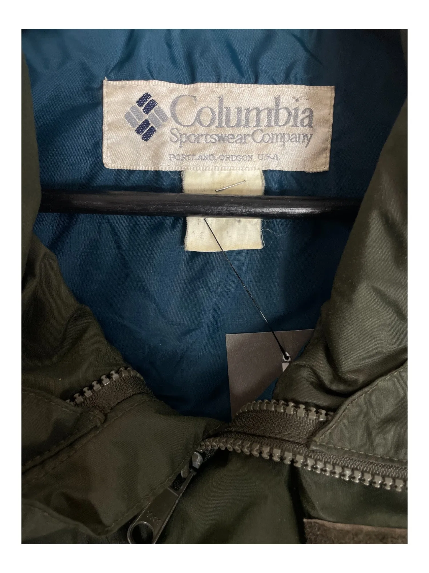 Columbia Windbreaker