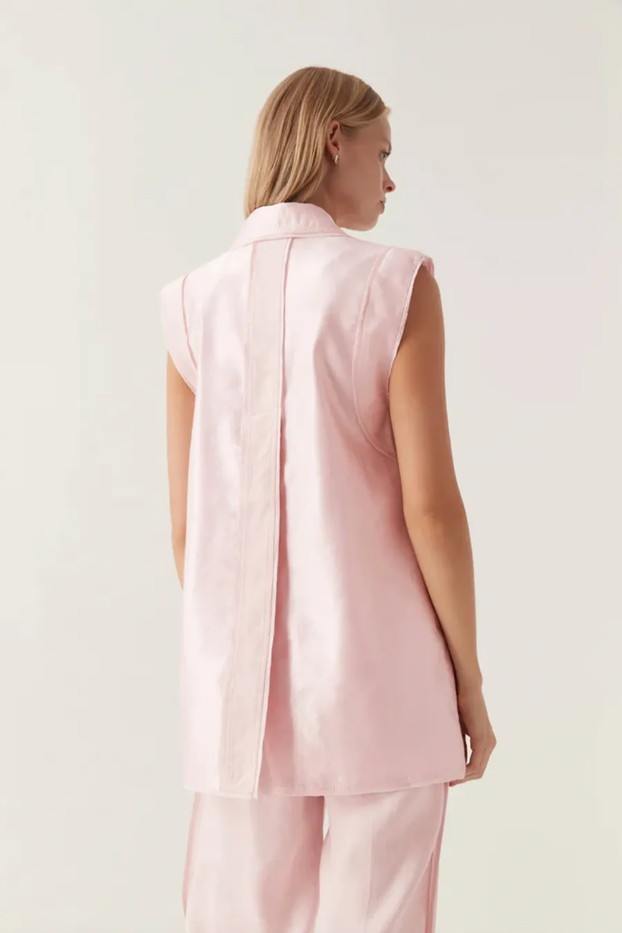 Insight Oversized Vest Soft Pink