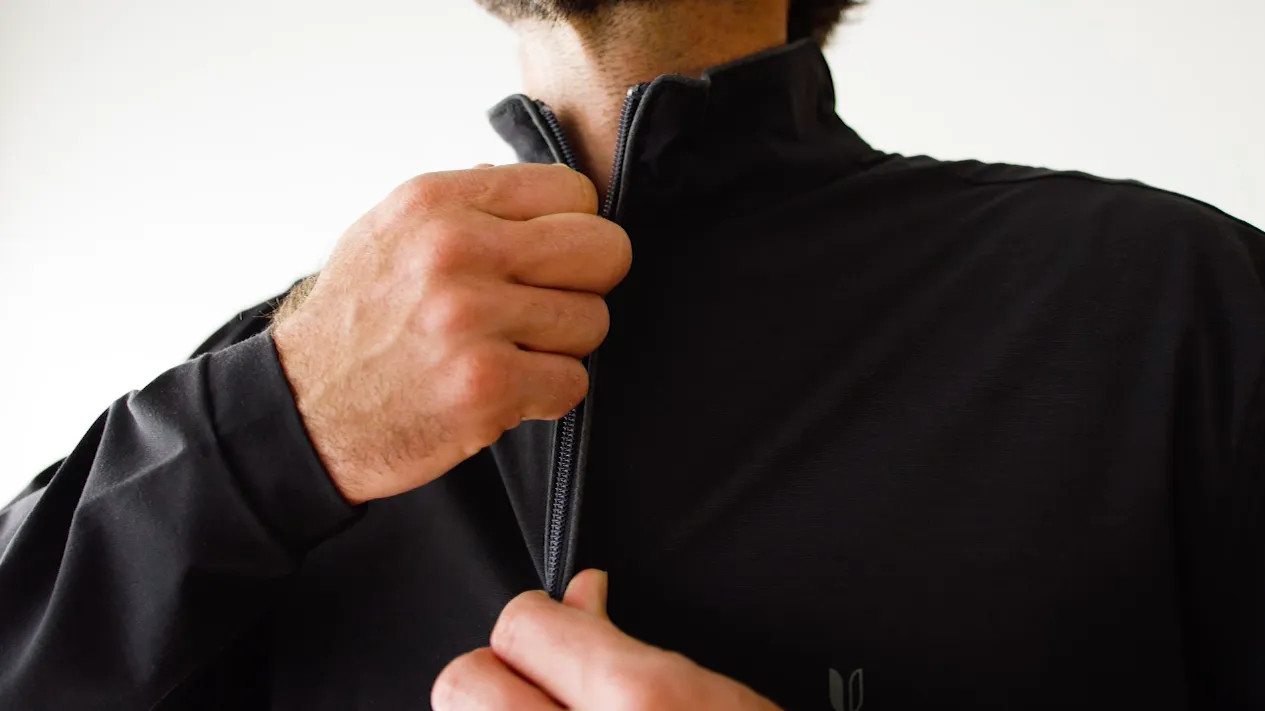 MORRIS QUARTER-ZIP WINDBREAKER